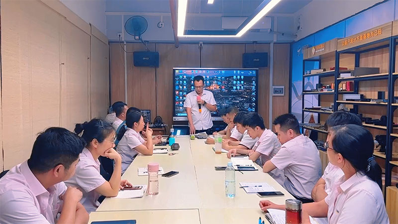 萬(wàn)原鋁業(yè)年中會(huì)議圖片.jpg